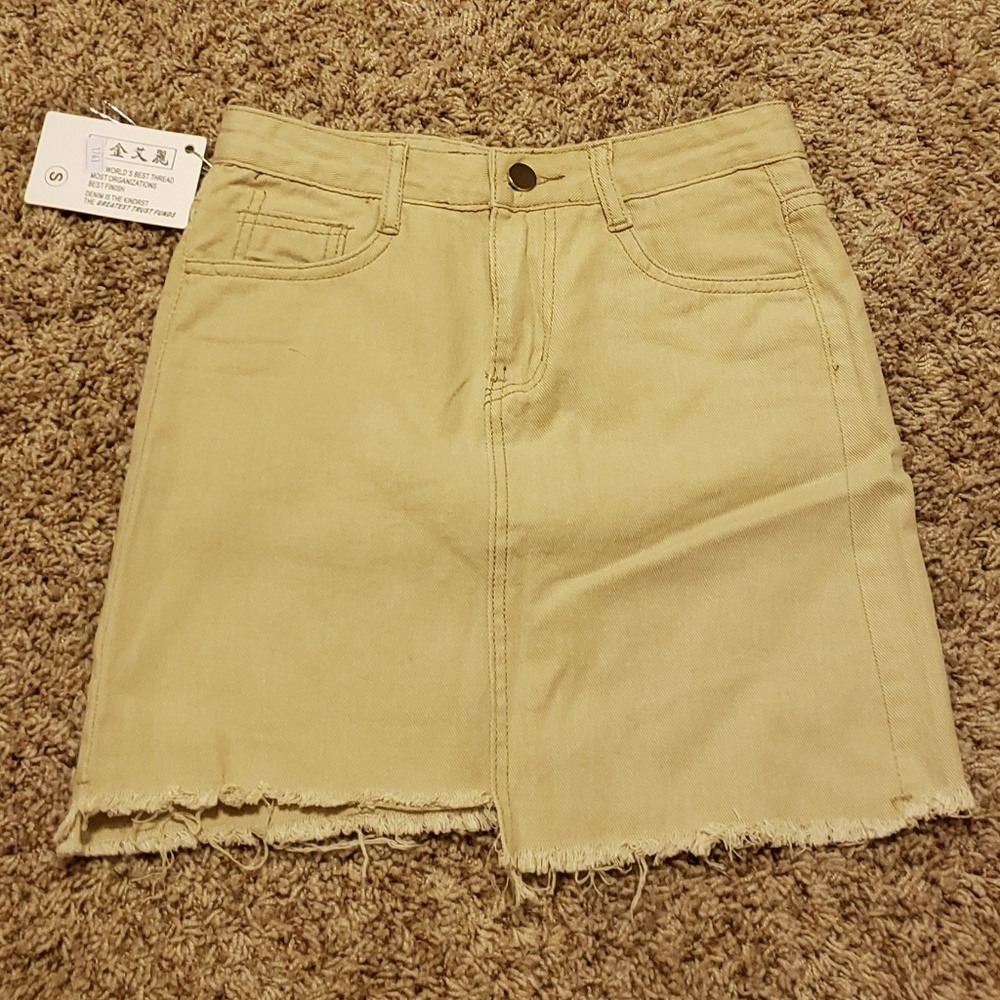 Almond Denim Mini skirt